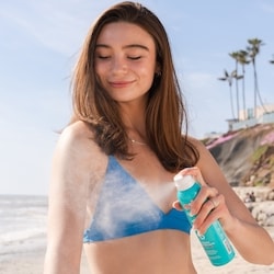 Classic Guava Mango Body Spray SPF50  2