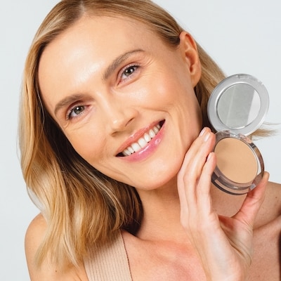 4-in-1 Pressed Mineral Makeup Broad Spectrum SPF 15 3