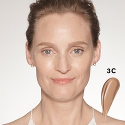 Futurist Soft Touch Brightening Skincealer Concealer 3